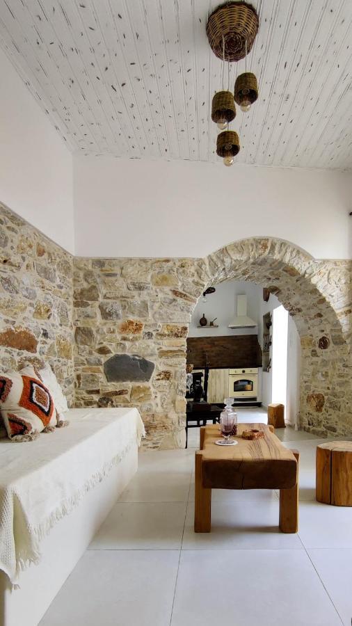 Laina Traditional Guest House Apérathos Extérieur photo